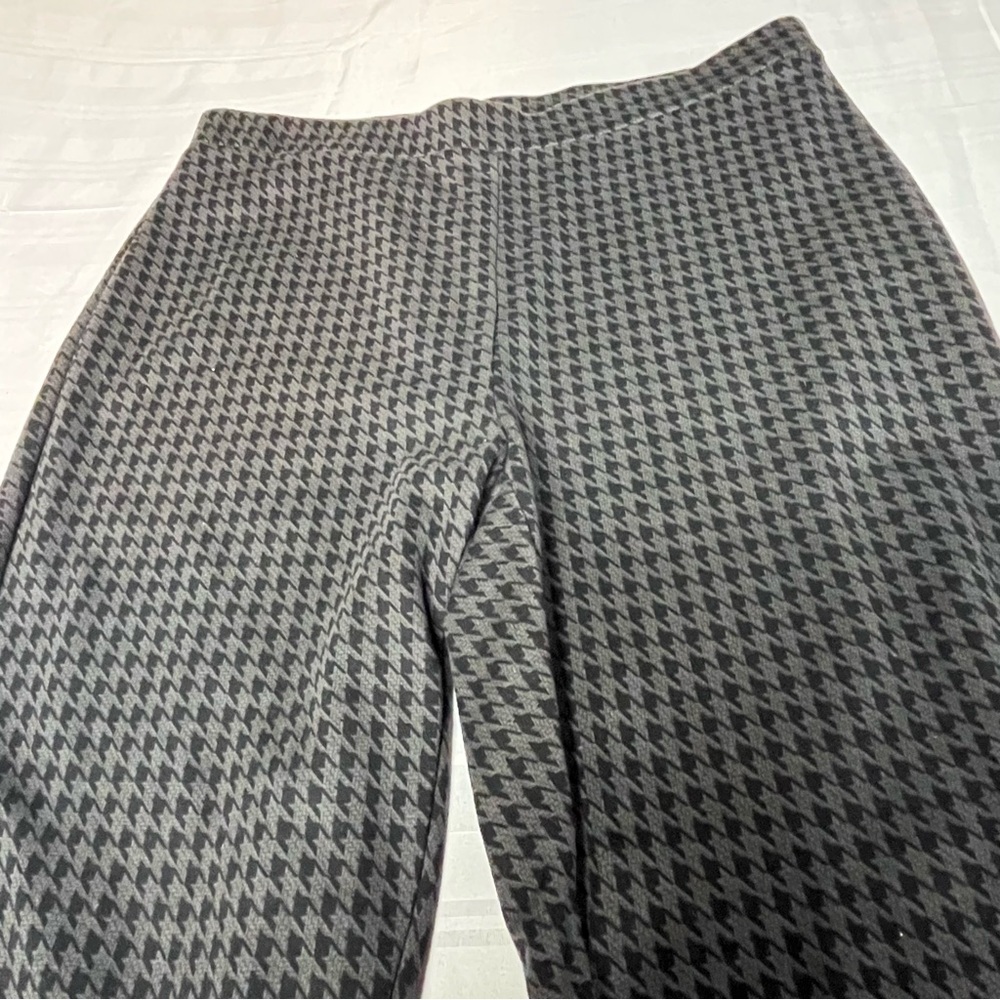 Chico’s‎ Houndstooth Gray and Black Leggings Pants Classic Preppy  1R